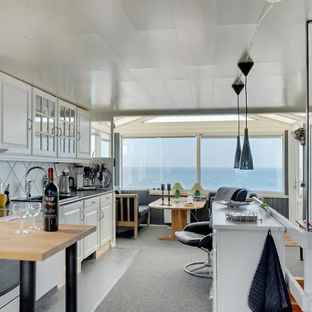 Nera - 10m From The Sea By Interhome